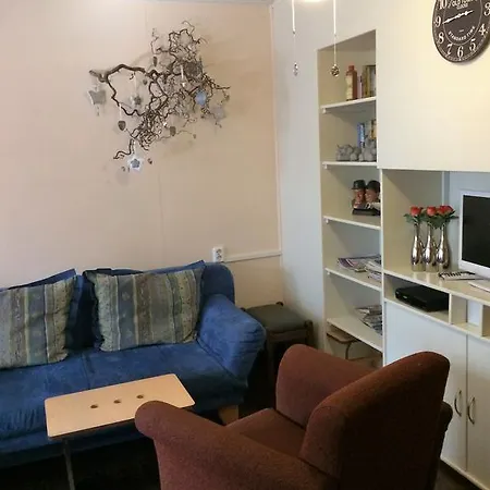 Kampeer & Logeerboerderij Madura Gæstehus
