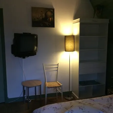Kampeer & Logeerboerderij Madura * Amsterdam