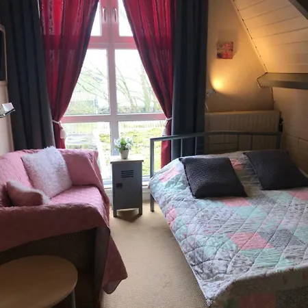 Gæstehus Kampeer & Logeerboerderij Madura *